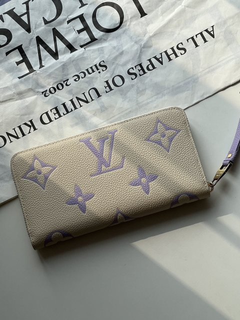 人気急上昇 ★ルイヴィトン財布コピー 2024新品大人気NO.1 Louis Vuitton ルイヴィトン財布M69794