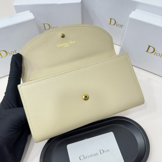 入手困難品！ディオール財布コピー   DIOR   ディオール財布0036