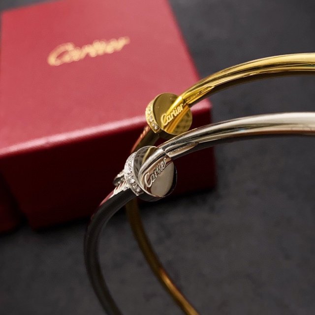 絶対欲しい！カルティエアクセサリーコピー 2色  Cartier  カルティエアクセサリー0056