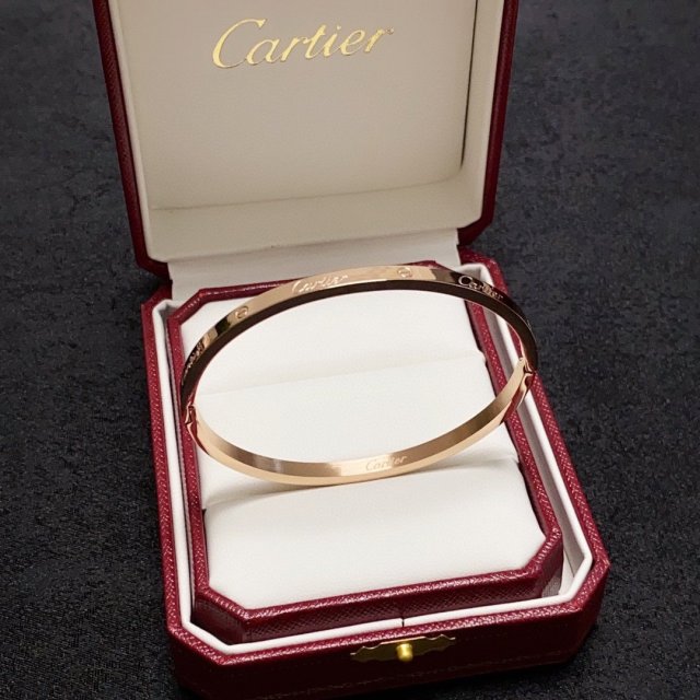 最安値挑戦  カルティエアクセサリーコピー   Cartier  カルティエアクセサリー0061