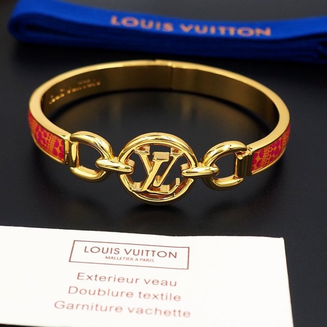 最安値挑戦  ルイヴィトンアクセサリーコピー    Louis Vuitton ルイヴィトンアクセサリー0147