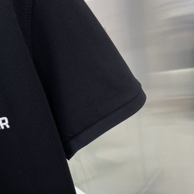 【日本未発売】 モンクレール服コピー  2色 Tシャツ   Moncler  モンクレール服0174