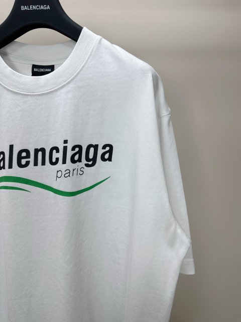 ★日本!!人気！バレンシアガ服コピー  2色   BALENCIAGA バレンシアガ服0088