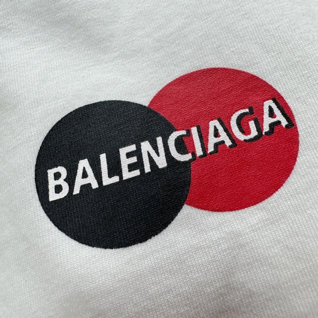 ★日本!!人気！バレンシアガ服コピー  2色   BALENCIAGA バレンシアガ服0088