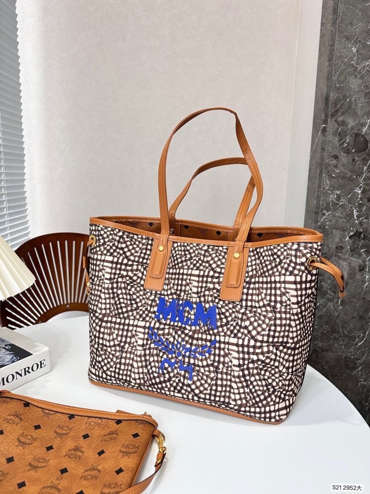 ★日本!!人気！ MCMバッグコピー 4色  MCM   MCMバッグ0006