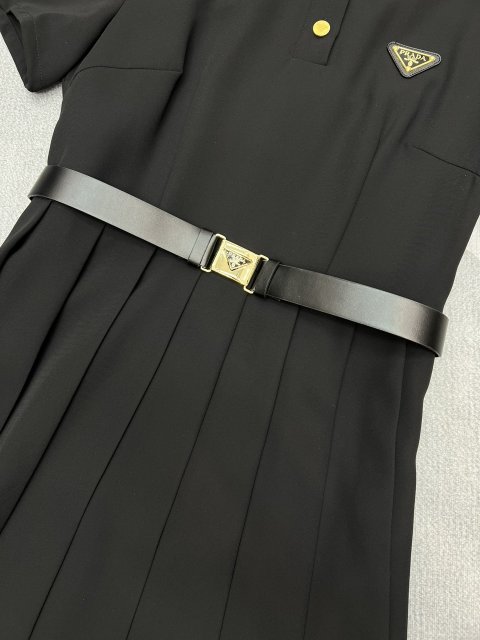 プラダ服コピー  大人気2024新品 2色  PRADA  プラダ服0127