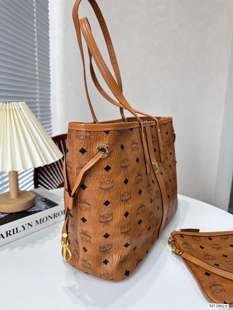 ★日本!!人気！ MCMバッグコピー 4色  MCM   MCMバッグ0006