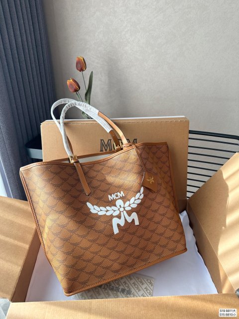 大人気！暖かい★ MCMバッグコピー 2色  MCM   MCMバッグ0007