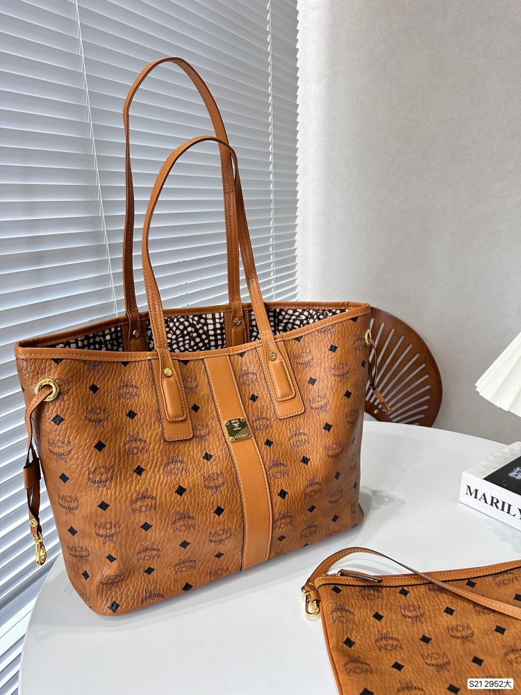 ★日本!!人気！ MCMバッグコピー 4色  MCM   MCMバッグ0006