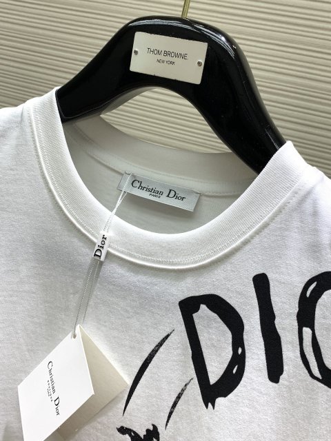 完売必至 ★ ディオール服コピー  2色  DIOR  ディオール服0116