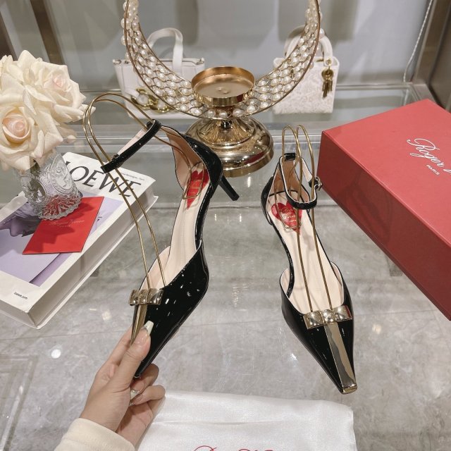 入手困難品！ロジェヴィヴィエ靴コピー ROGER VIVIER 5色  ロジェヴィヴィエ靴0163