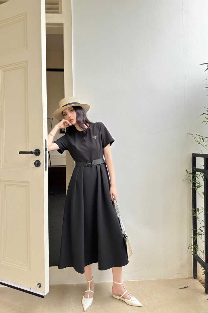 売上総額１位！プラダ服コピー     PRADA  プラダ服0129