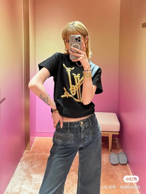 超話題! ルイヴィトン服コピー  Tシャツ  Louis Vuitton ルイヴィトン服0116