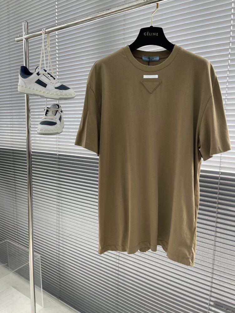 ☆超人気☆  プラダ服コピー 2色  男女兼用  Tシャツ PRADA    プラダ服0117