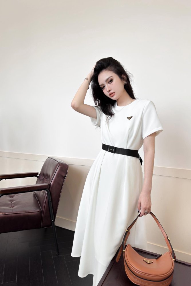 売上総額１位！プラダ服コピー     PRADA  プラダ服0128