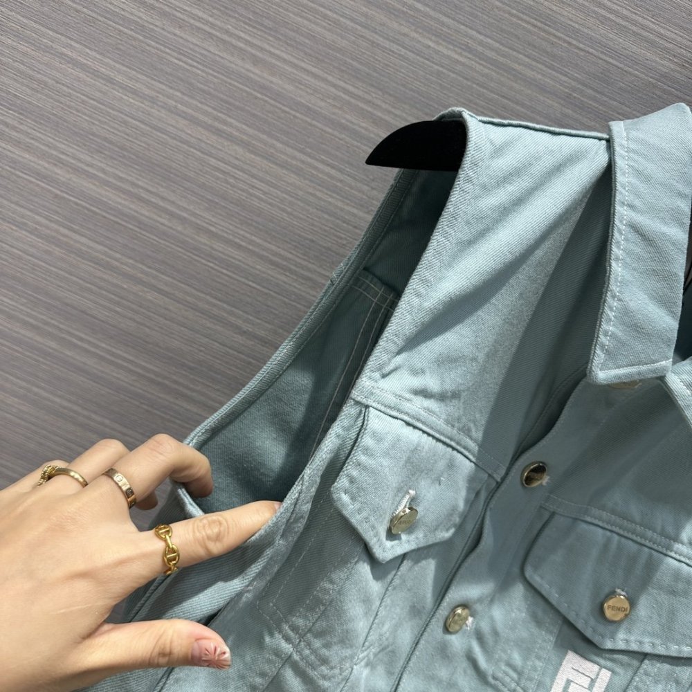 【大特価】フェンディ服コピー   FENDI  フェンディ服0067