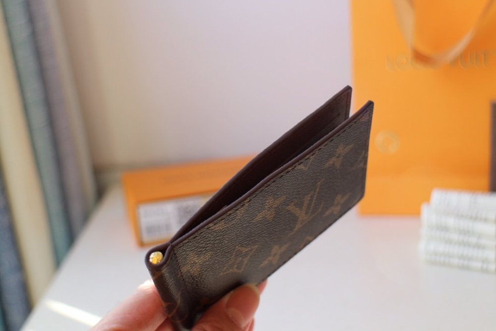 大人気！暖かい★ルイヴィトン折り財布コピー  Louis Vuitton ルイヴィトン財布 M66543