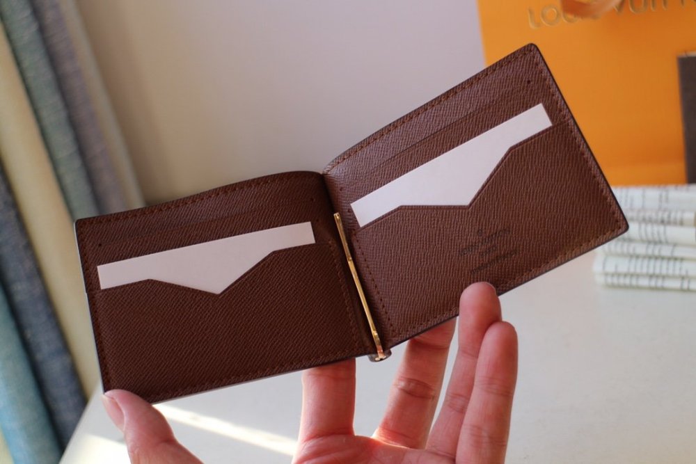 大人気！暖かい★ルイヴィトン折り財布コピー  Louis Vuitton ルイヴィトン財布 M66543