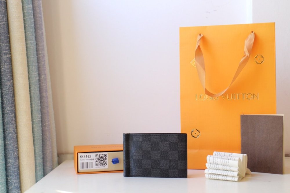 完売前に！ ルイヴィトン折り財布コピー  Louis Vuitton ルイヴィトン財布 M66543