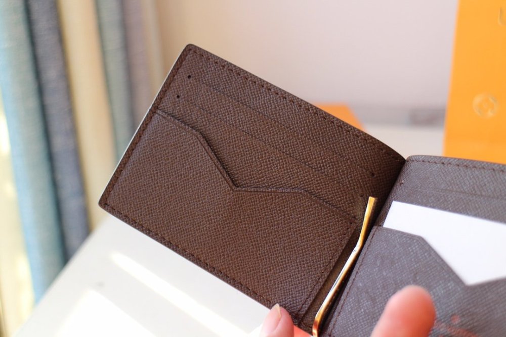 ☆超人気☆ ルイヴィトン折り財布コピー  Louis Vuitton ルイヴィトン財布 M66543