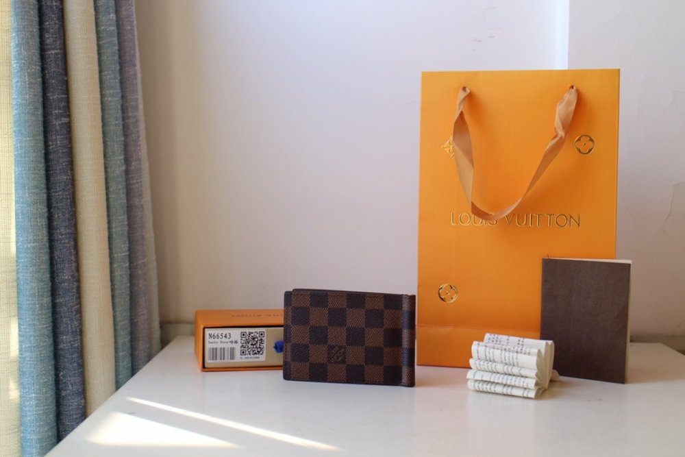 ☆超人気☆ ルイヴィトン折り財布コピー  Louis Vuitton ルイヴィトン財布 M66543