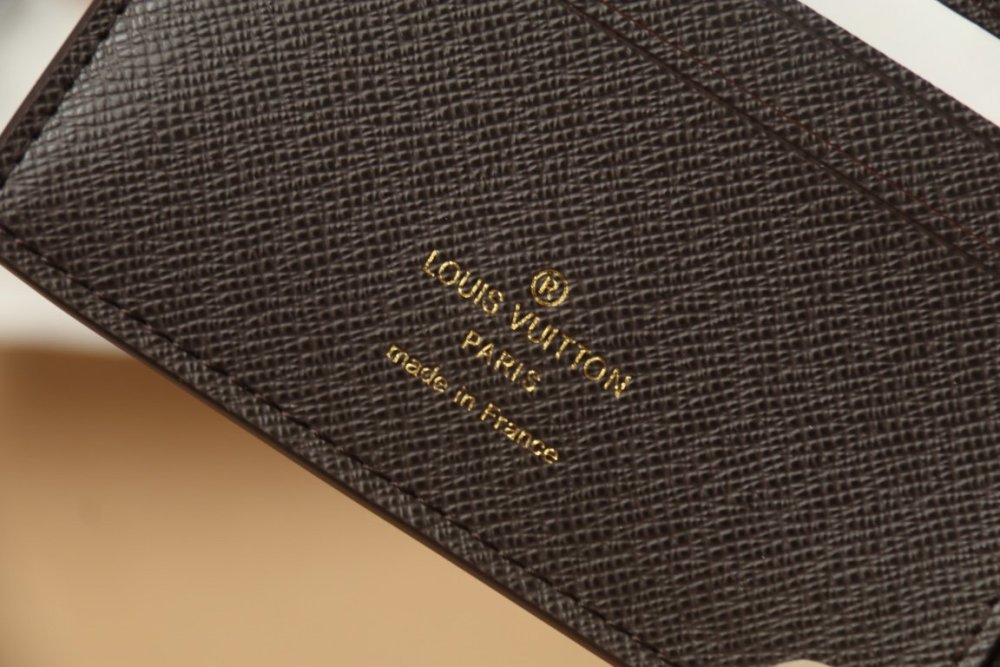 ☆超人気☆ ルイヴィトン折り財布コピー 2色  Louis Vuitton ルイヴィトン財布 M66543