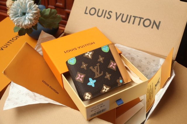 ☆超人気☆ ルイヴィトン折り財布コピー 2色  Louis Vuitton ルイヴィトン財布 M66543