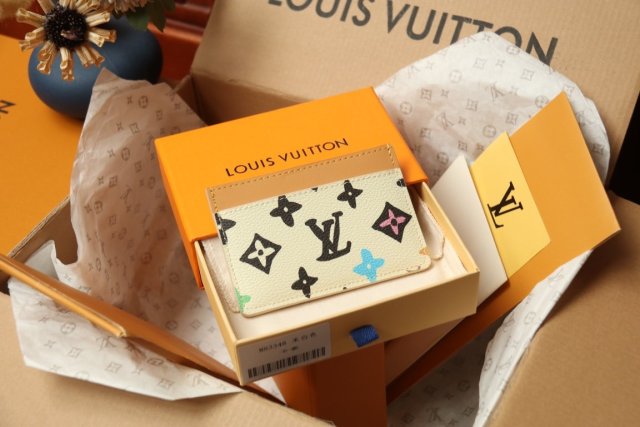 欲しい★超限定★ ルイヴィトンカードケース財布コピー 2色  Louis Vuitton  ルイヴィトン財布M83348