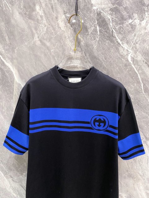 入手困難品！グッチ服コピー  2色  Tシャツ  GUCCI  グッチ服0067