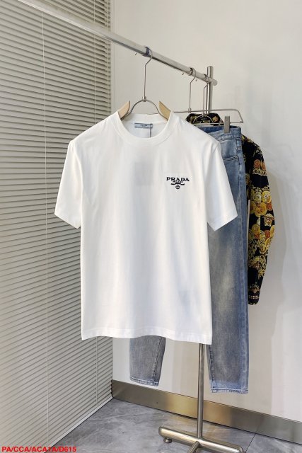 【目を惹く☆】 プラダ服コピー 2色   Tシャツ PRADA    プラダ服0120