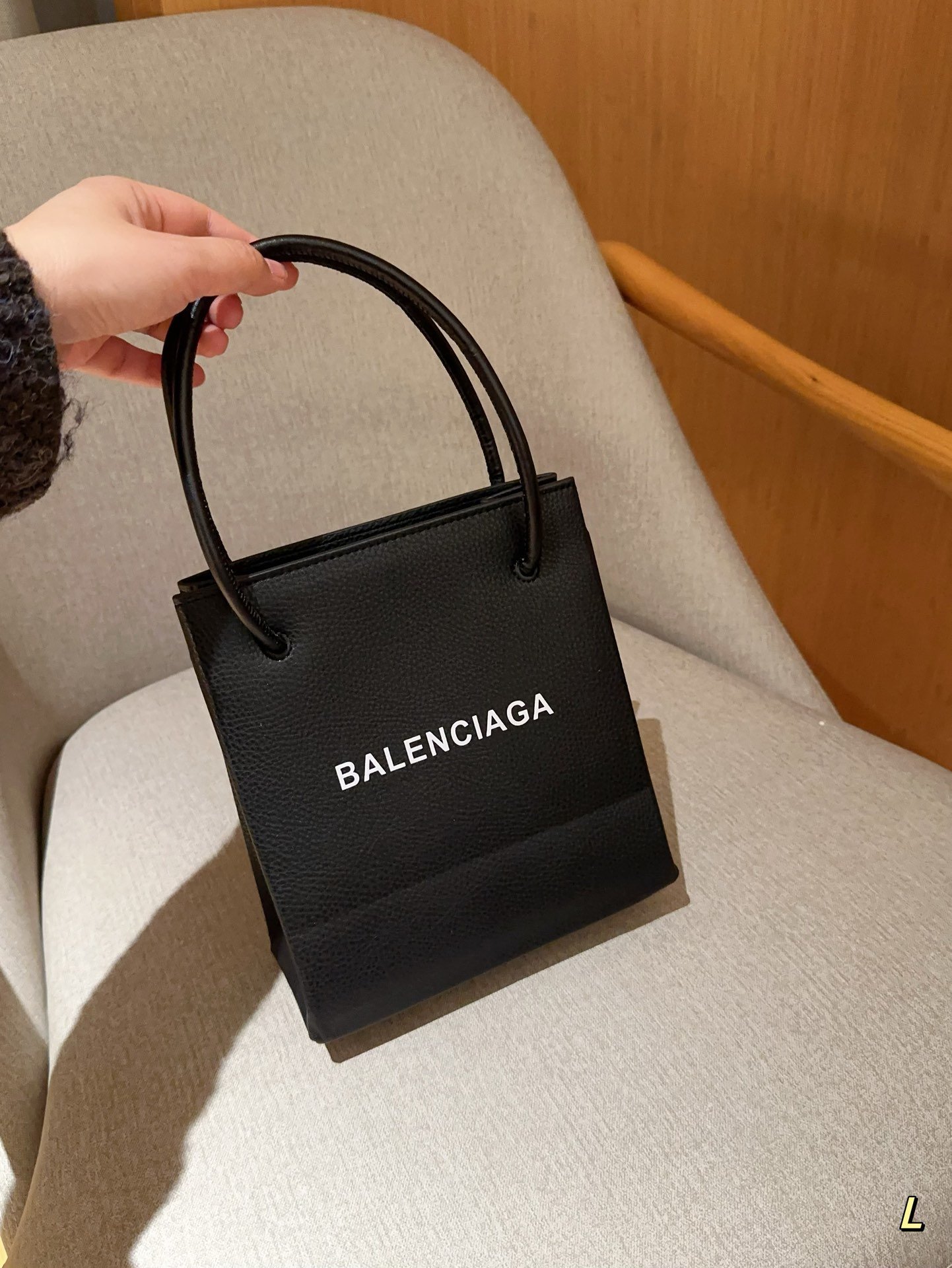《人気★》  バレンシアガバッグコピー   男女兼用    BALENCIAGA   バレンシアガバッグ0049