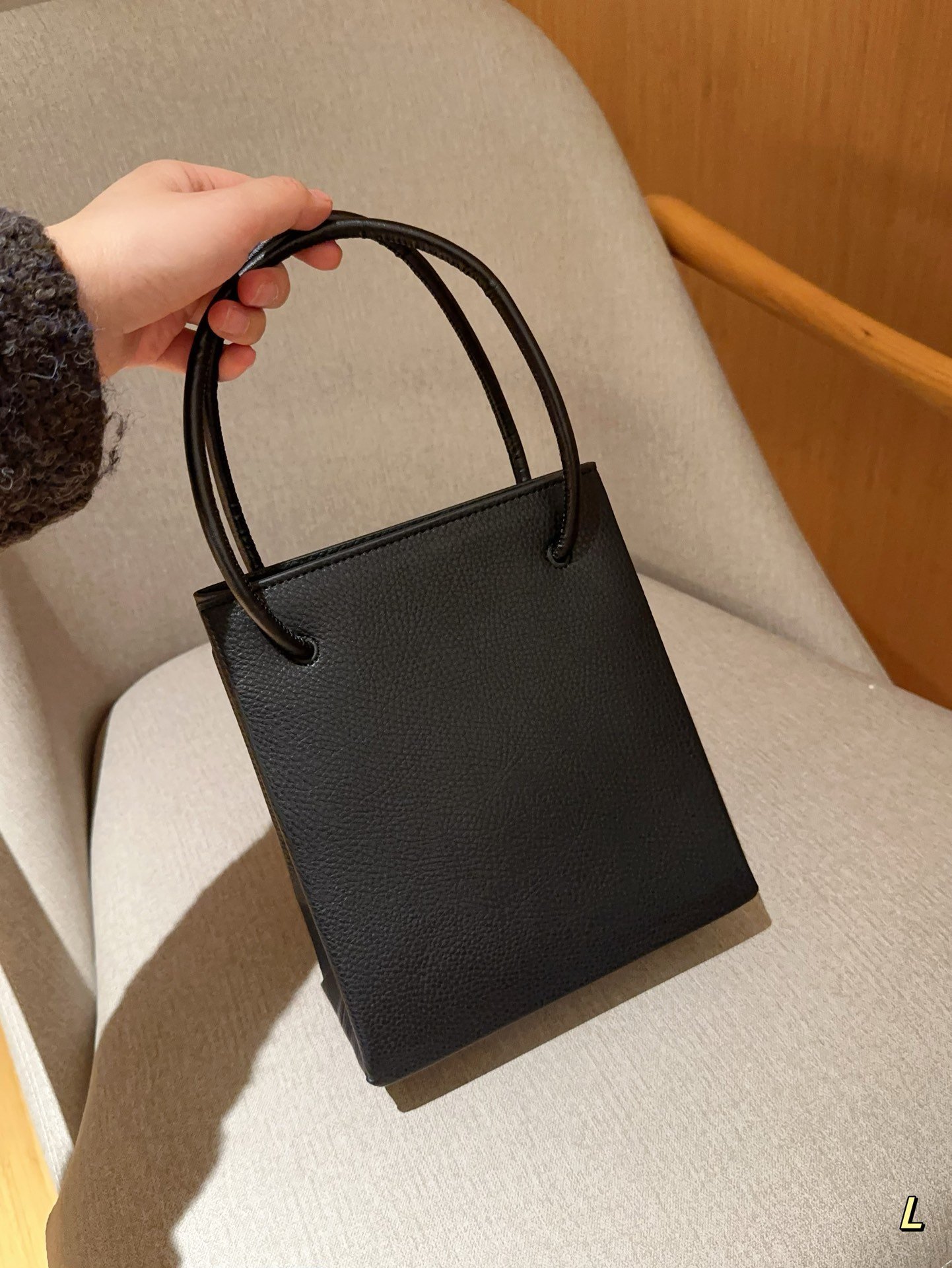 《人気★》  バレンシアガバッグコピー   男女兼用    BALENCIAGA   バレンシアガバッグ0049