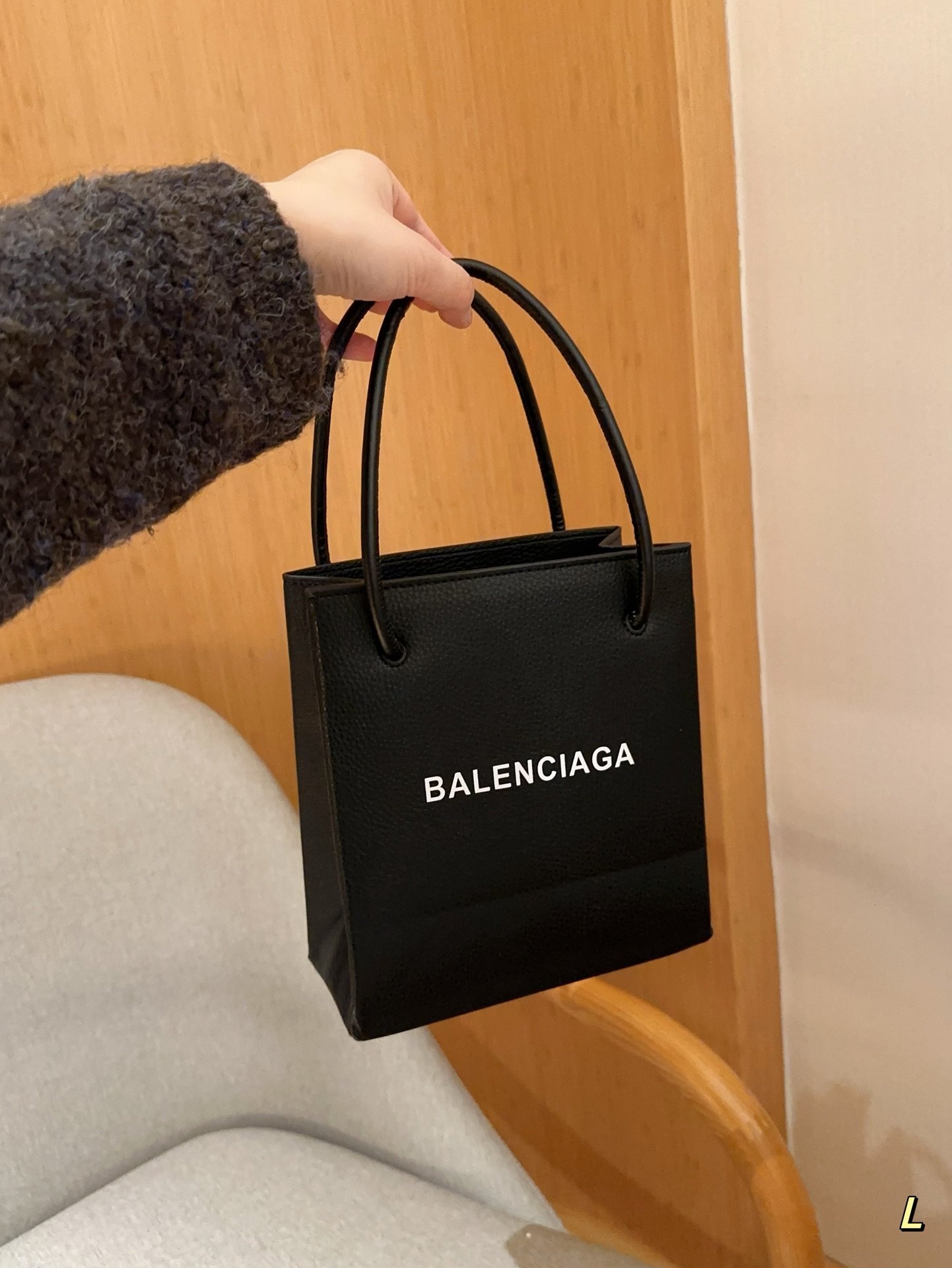 《人気★》  バレンシアガバッグコピー   男女兼用    BALENCIAGA   バレンシアガバッグ0049