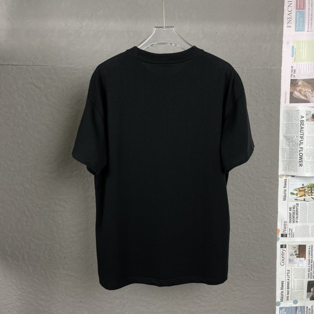 最安値挑戦   ロエベ 服コピー  2色    LOEWE   Tシャツ  ロエベ服0107