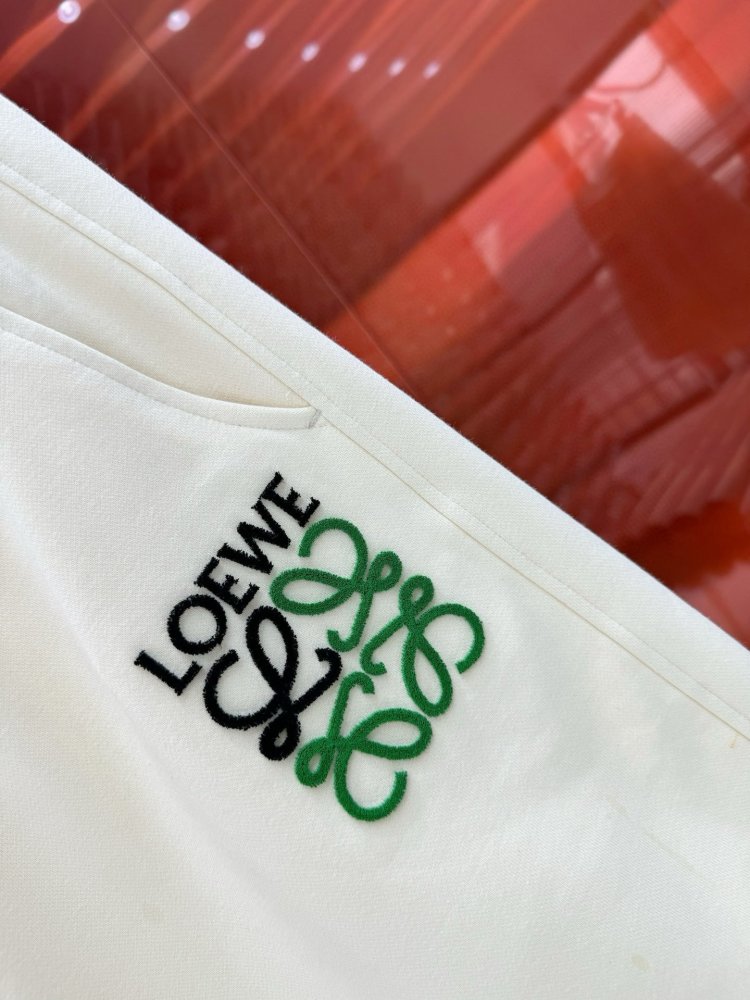 【大特価】 ロエベ 服コピー     LOEWE  ロエベ服0122