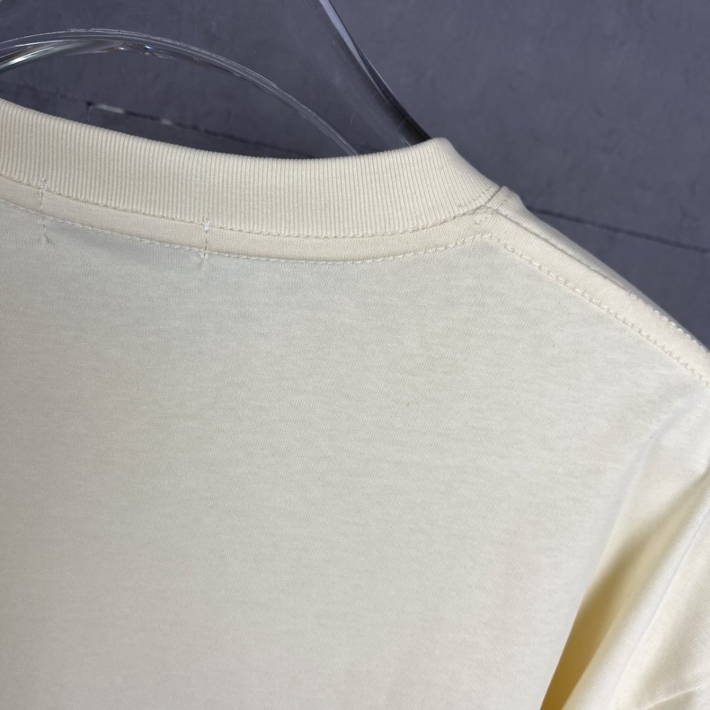 最安値挑戦   ロエベ 服コピー  2色    LOEWE   Tシャツ  ロエベ服0107