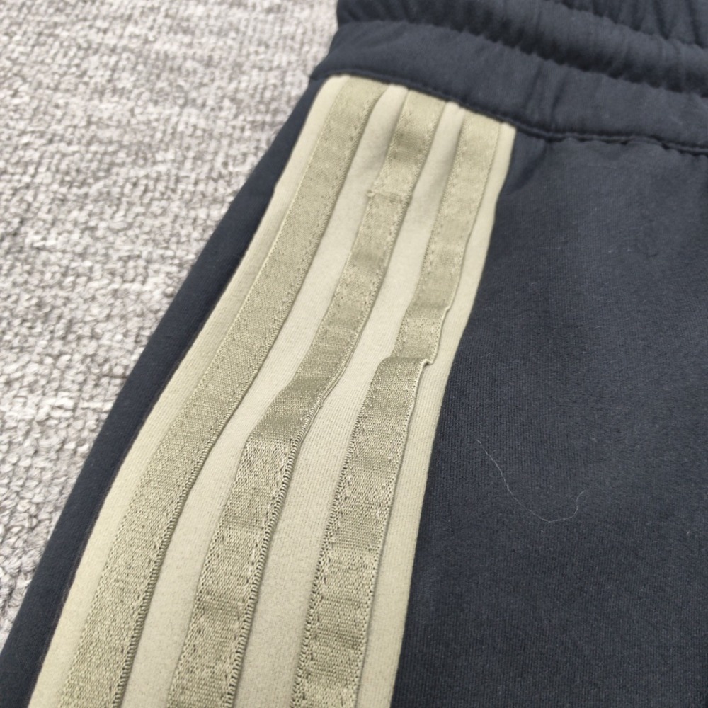 Fear of God x adidas Athlletics  世界中で大人気★ フィアオブゴッド 服コピー 2色    フィアオブゴッド服0016