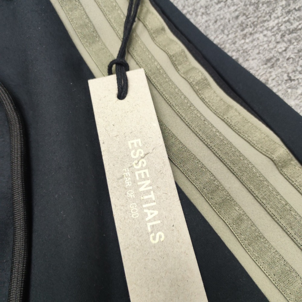Fear of God x adidas Athlletics  世界中で大人気★ フィアオブゴッド 服コピー 2色    フィアオブゴッド服0016