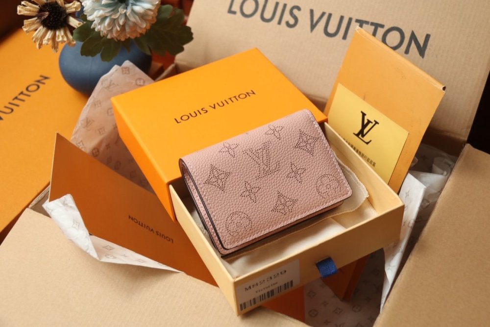高品質 ★日本!!人気！  ルイヴィトン折り財布コピー 2色  Louis Vuitton ルイヴィトン財布M80629