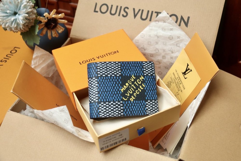 【限定カラー】  ルイヴィトン折り財布コピー 2色  Louis Vuitton ルイヴィトン財布N40676