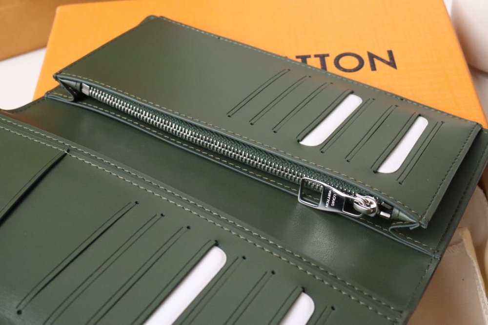 高品質 《人気★》 ルイヴィトン長財布コピー   Louis Vuitton ルイヴィトン財布M84668