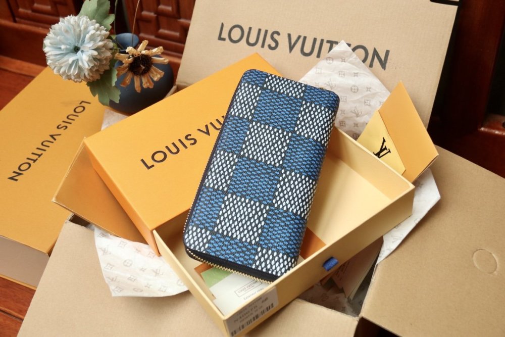 人気急上昇  ルイヴィトン長財布コピー   Louis Vuitton ルイヴィトン財布N40675