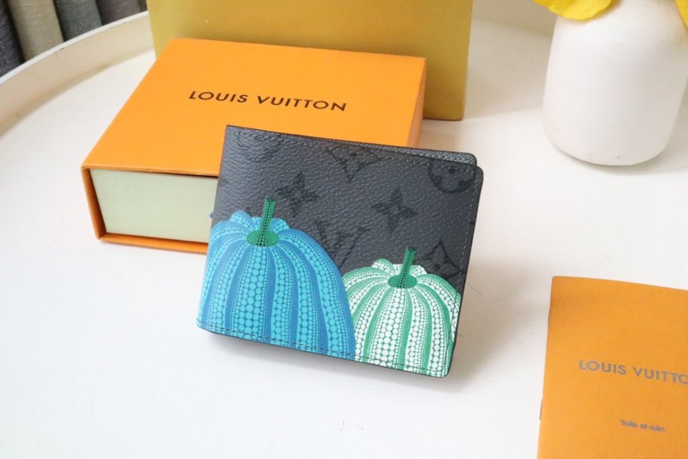 売上総額１位！  ルイヴィトン折り財布コピー   Louis Vuitton ルイヴィトン財布M81967