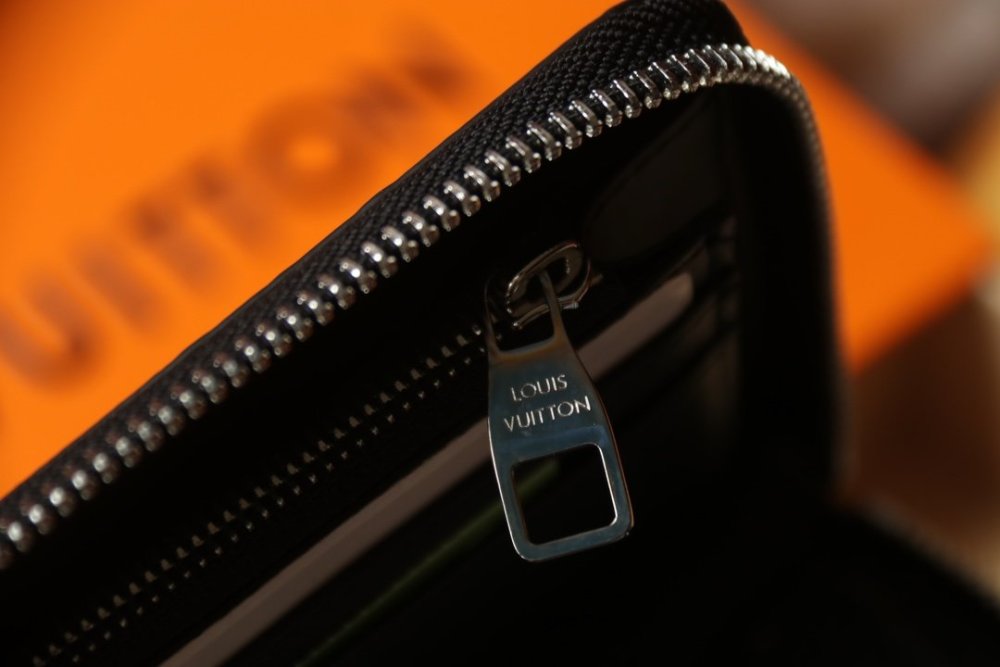 高品質 人気No1★ ルイヴィトン長財布コピー   Louis Vuitton ルイヴィトン財布M81775