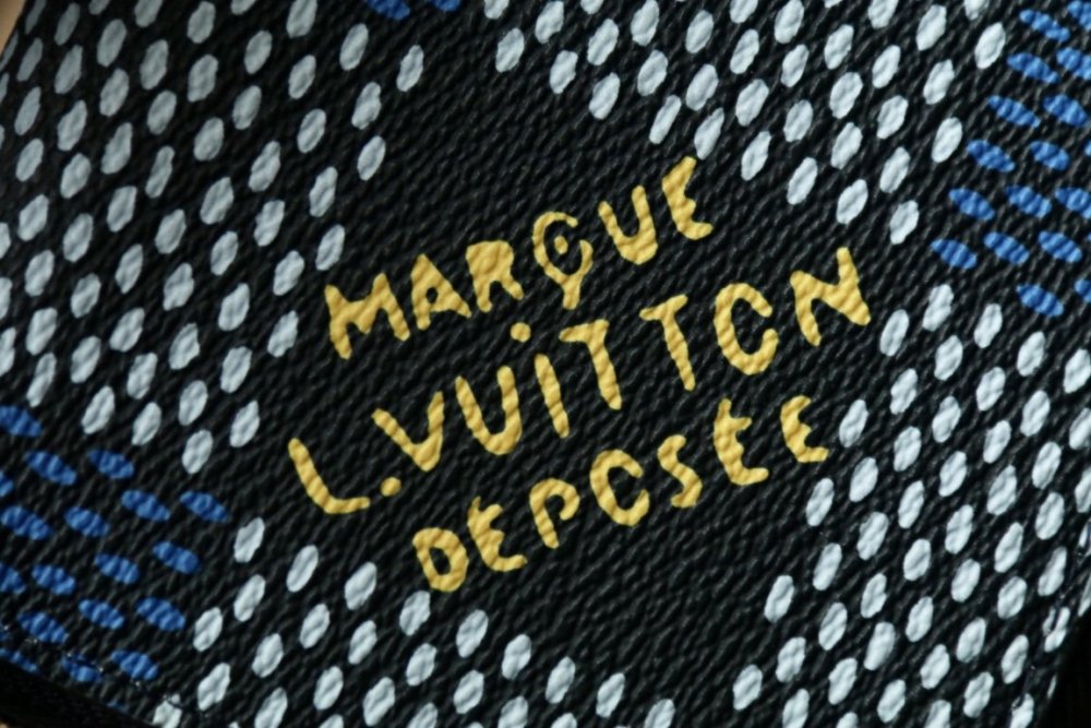 人気急上昇  ルイヴィトン長財布コピー 2色  Louis Vuitton ルイヴィトン財布N40675