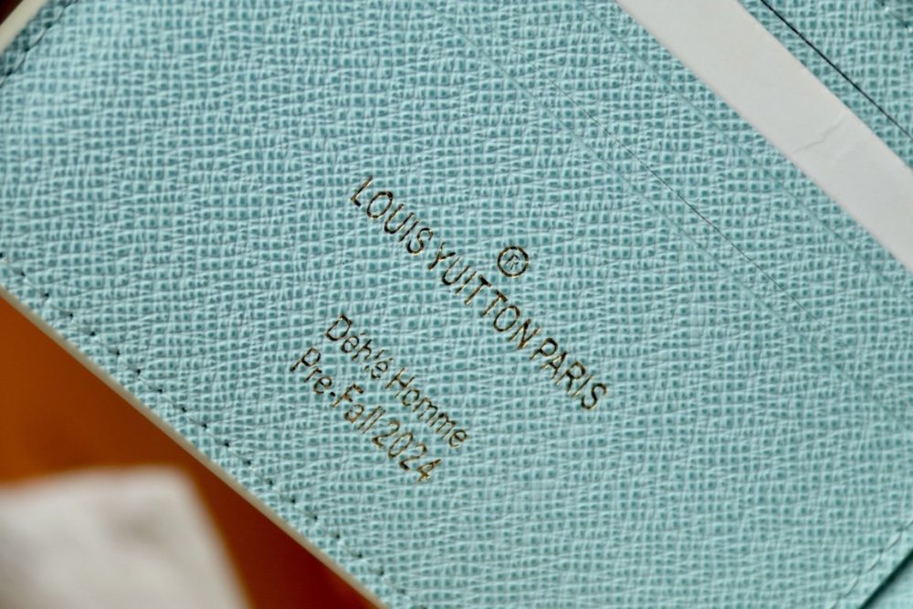 【限定カラー】  ルイヴィトン折り財布コピー 2色  Louis Vuitton ルイヴィトン財布N40676