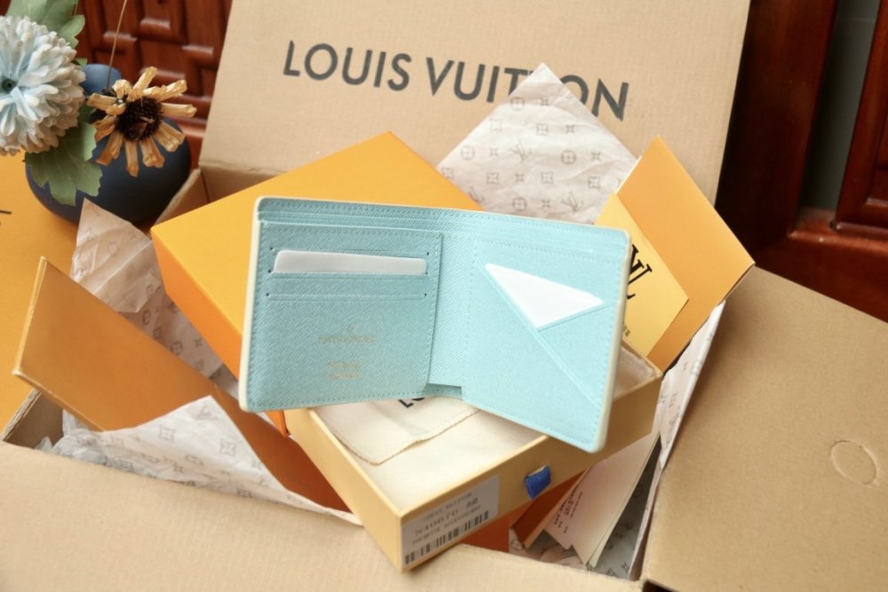 【限定カラー】  ルイヴィトン折り財布コピー 2色  Louis Vuitton ルイヴィトン財布N40676