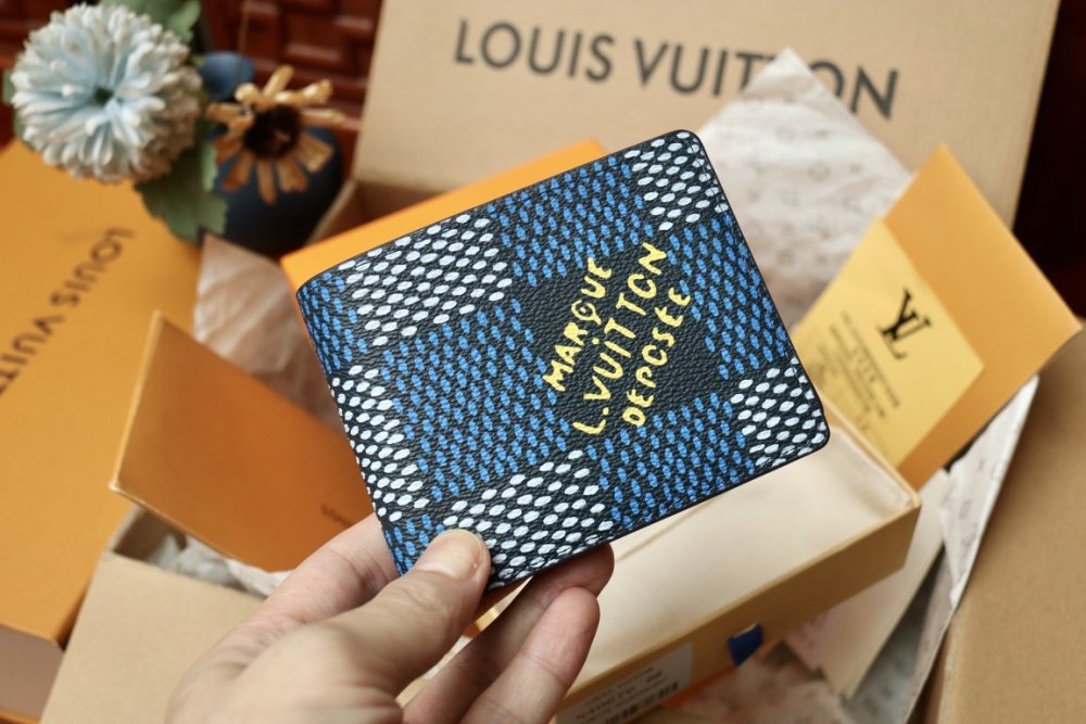 【限定カラー】  ルイヴィトン折り財布コピー 2色  Louis Vuitton ルイヴィトン財布N40676