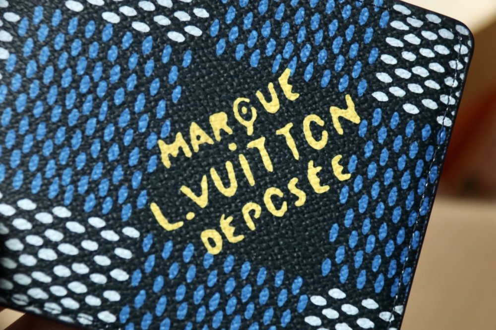 【限定カラー】  ルイヴィトン折り財布コピー 2色  Louis Vuitton ルイヴィトン財布N40676