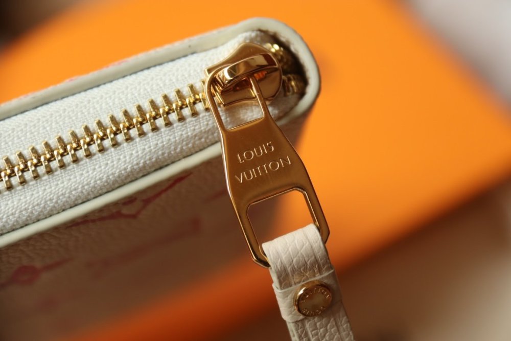 高品質  超希少！！  ルイヴィトン長財布コピー  Louis Vuitton ルイヴィトン財布M83505